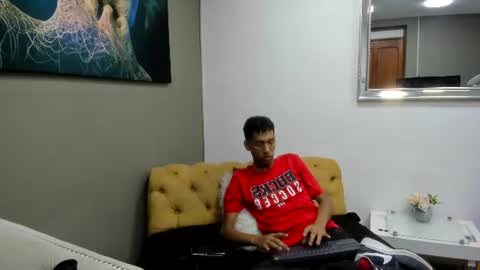 Snapshot of zane_belville chatting on June 15, 11:23 am Zane Belville online show from June 15, 11:23 am