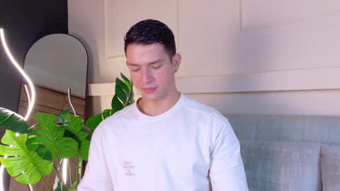 Zane Dawson online show from February 19, 7:10 pm