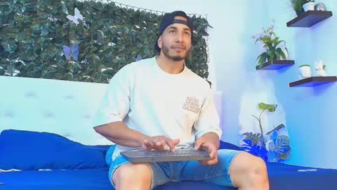 zanemaverick online show from October 11, 11:42 am