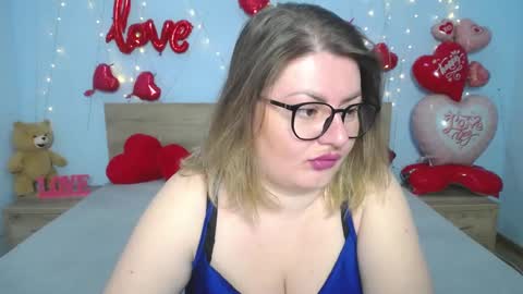 zannadreil online show from March 1, 8:42 pm