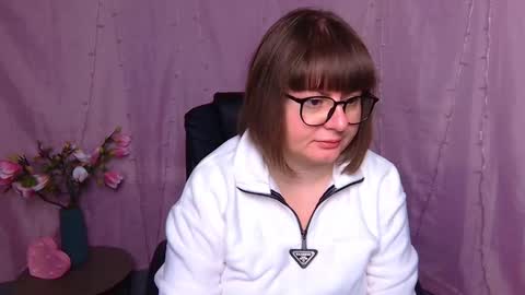 zannadreil online show from March 9, 7:07 pm