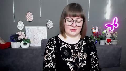 zannadreil online show from March 29, 6:08 pm