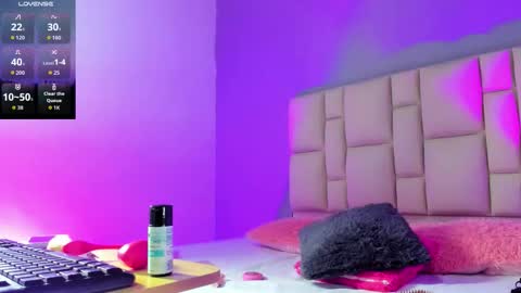 zaphiro__sky online show from March 2, 8:43 am