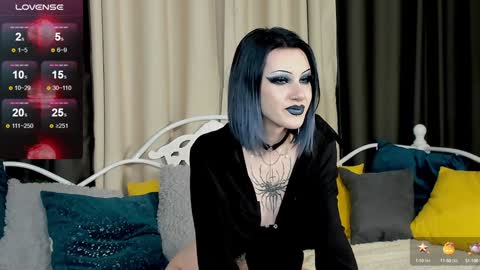 Zara online show from December 9, 2:02 am