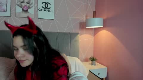 Zara Sweet  online show from January 22, 3:40 pm