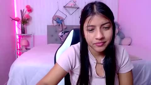 Zara online show from March 31, 12:16 pm