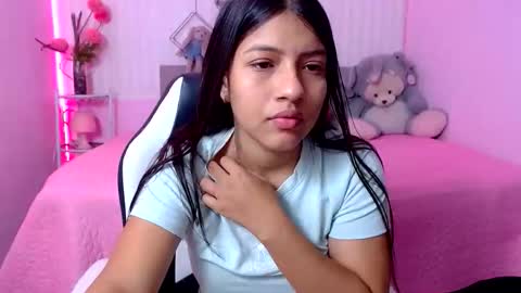 Zara online show from April 9, 12:21 pm