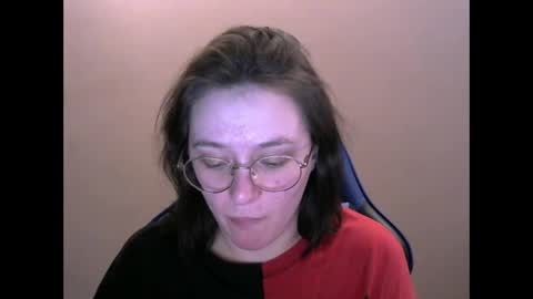 chaturcum online show from February 19, 10:23 am