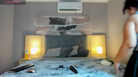 Snapshot of zara_holly_ chatting on July 25, 7:11 pm Zara online show from July 25, 7:11 pm