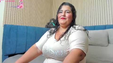 Snapshot of zara_milf_ chatting on July 9, 12:09 pm zara online show from July 9, 12:09 pm