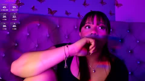 Snapshot of zarablazze_ chatting on May 8, 2:06 am zarablazze_ online show from May 8, 2:06 am
