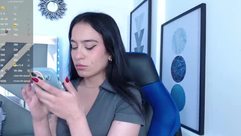 zaradames_ online show from January 30, 4:37 am