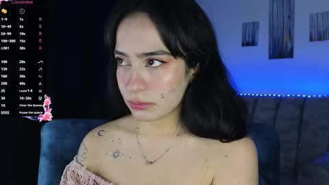 zaradames_ online show from October 30, 4:47 am