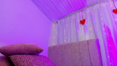 Zara . online show from February 3, 12:36 pm