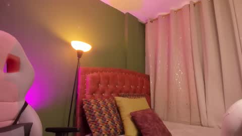 Zara . online show from December 4, 12:03 pm