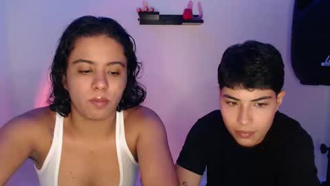 Snapshot of zarah_v chatting on April 18, 9:37 pm Fernanda online show from April 18, 9:37 pm