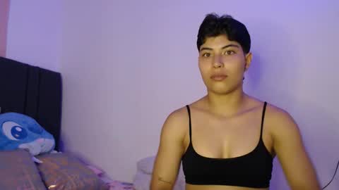 Snapshot of zarah_v chatting on May 14, 7:42 pm Fernanda online show from May 14, 7:42 pm