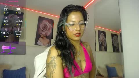 Zarah online show from April 14, 2:12 pm