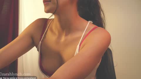 Miss Lynch   Next show  2911 online show from December 18, 9:29 pm