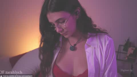 Miss Lynch   Next show  2911 online show from September 28, 1:00 am