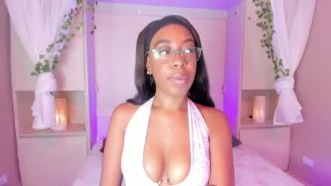 Snapshot of zaraprescott chatting on April 28, 8:03 pm SARA online show from April 28, 8:03 pm