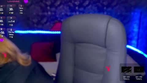 Lola online show from December 16, 12:48 am