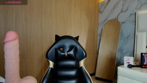 Zarath online show from April 2, 3:31 pm