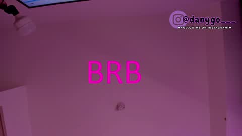 Snapshot of zarianaevanz chatting on February 7, 12:42 am Zariana online show from February 7, 12:42 am