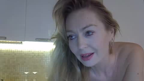 Zarina Swift online show from April 11, 7:45 am