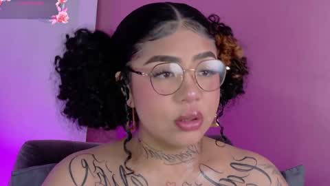 zaya_1 online show from May 28, 2:03 pm