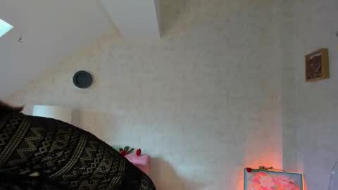 Snapshot of zayatease chatting on February 16, 1:07 pm Dee online show from February 16, 1:07 pm