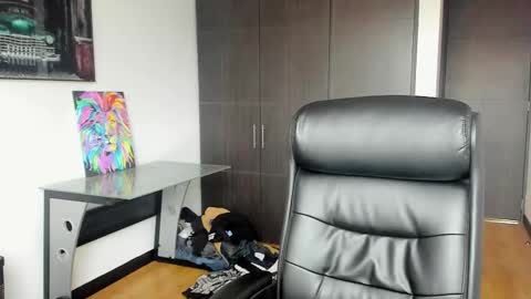 Snapshot of zayn_coss chatting on November 5, 11:32 am Zayn online show from November 5, 11:32 am