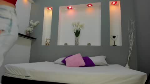 Karolyne online show from January 20, 11:35 am