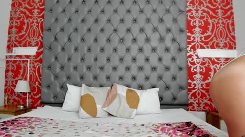 Karolyne online show from February 1, 2:13 pm