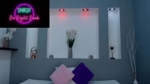 Karolyne online show from March 7, 2:12 pm