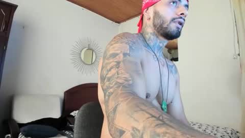 Snapshot of zeektheking07 chatting on June 3, 2:44 pm zeektheking07 online show from June 3, 2:44 pm