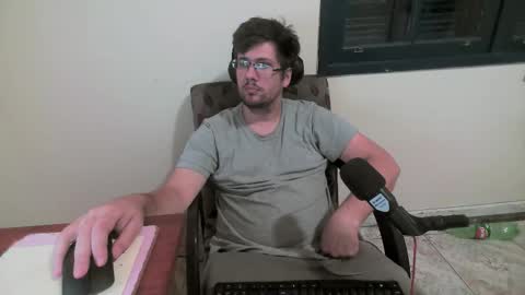 Snapshot of zehdolandia chatting on March 3, 2:07 am pervboy online show from March 3, 2:07 am