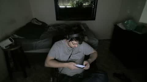 Snapshot of zehdolandia chatting on August 6, 12:23 am pervboy online show from August 6, 12:23 am