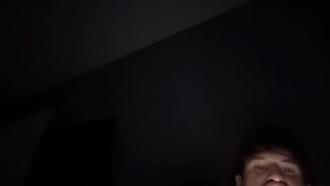 zekethefreak11853784 online show from December 15, 1:32 am
