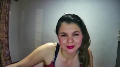 Snapshot of zelda_princess77 chatting on November 9, 2:54 am zelda_princess77 online show from November 9, 2:54 am
