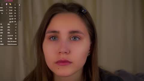 Emilia online show from December 16, 1:32 am