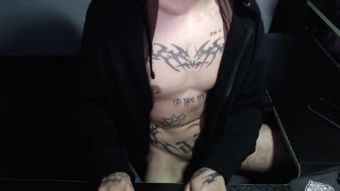 Snapshot of zeldrissss chatting on January 7, 5:20 pm Zeldris online show from January 7, 5:20 pm