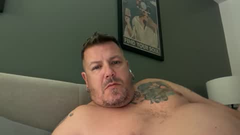 Snapshot of zellysgift1 chatting on October 22, 2:12 am zellysgift1 online show from October 22, 2:12 am