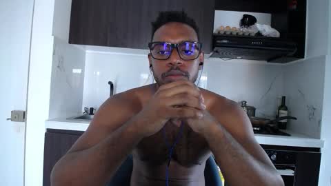 Snapshot of zemanek chatting on February 28, 9:05 pm Jhon online show from February 28, 9:05 pm