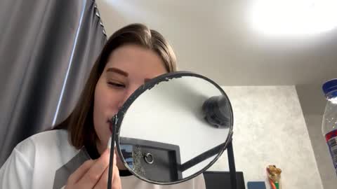 Sindy online show from February 8, 8:07 am