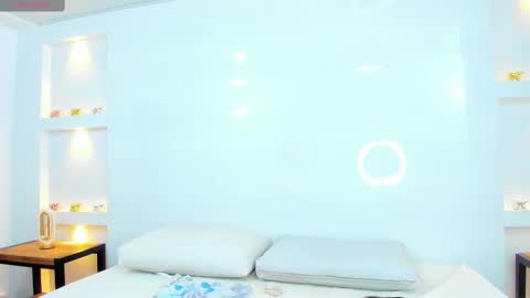 Zenda Evans online show from February 13, 9:41 am