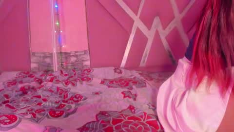 Snapshot of zendamoretty chatting on June 8, 12:05 pm zen online show from June 8, 12:05 pm