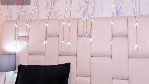 Zendaya online show from December 29, 9:30 pm