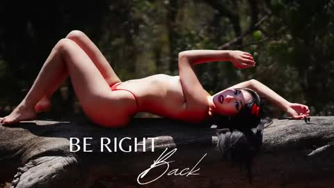 Zendaya online show from February 14, 4:26 am