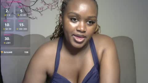 Snapshot of zendayah47 chatting on June 21, 12:08 pm Caramel online show from June 21, 12:08 pm